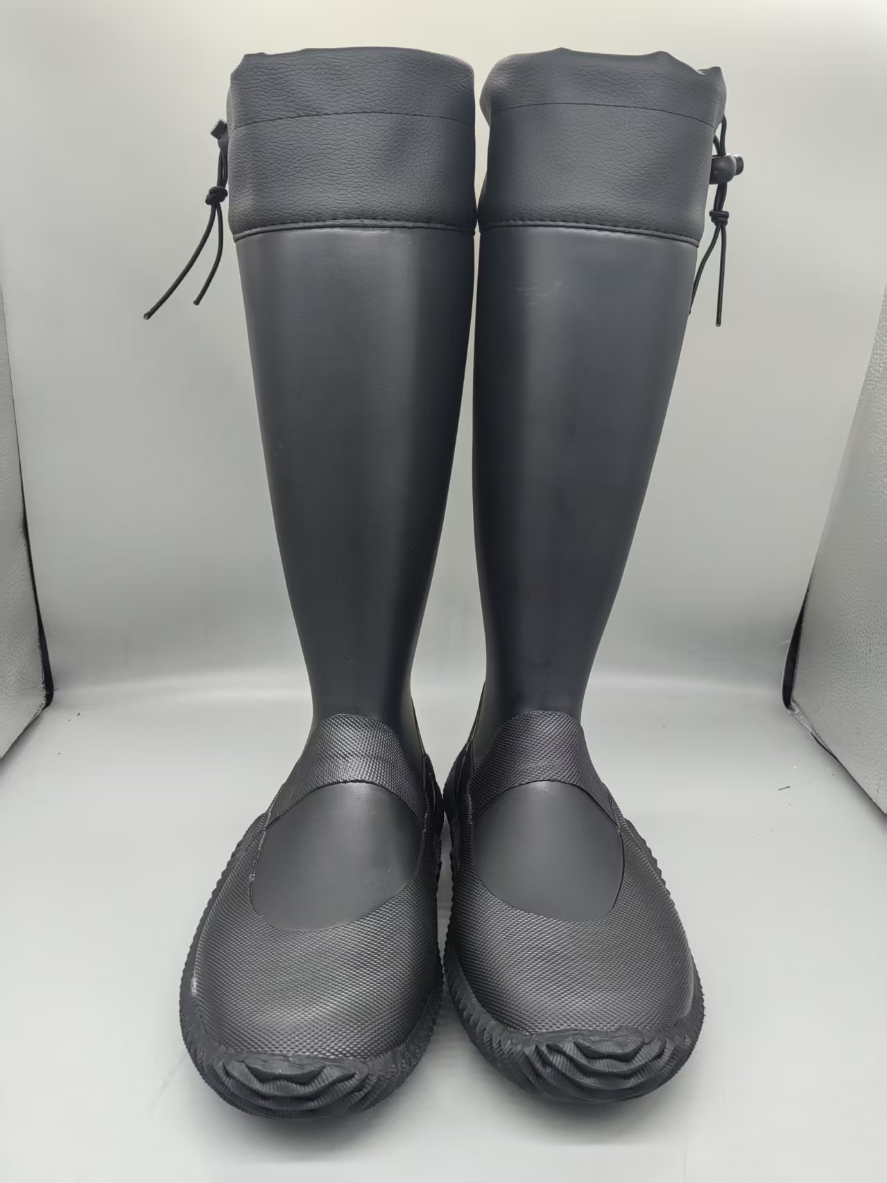 Black drawstring top tall latex men's outdoor waterproof rain boots