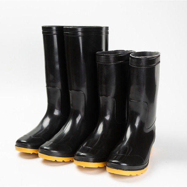 Industrial rain boot with beef tendon-style outsole for wet work environments